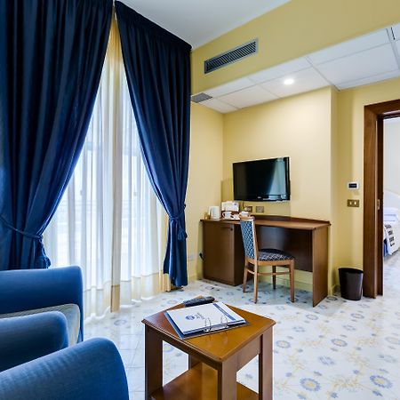 Best Western Hotel La Solara Sorrent Exterior foto