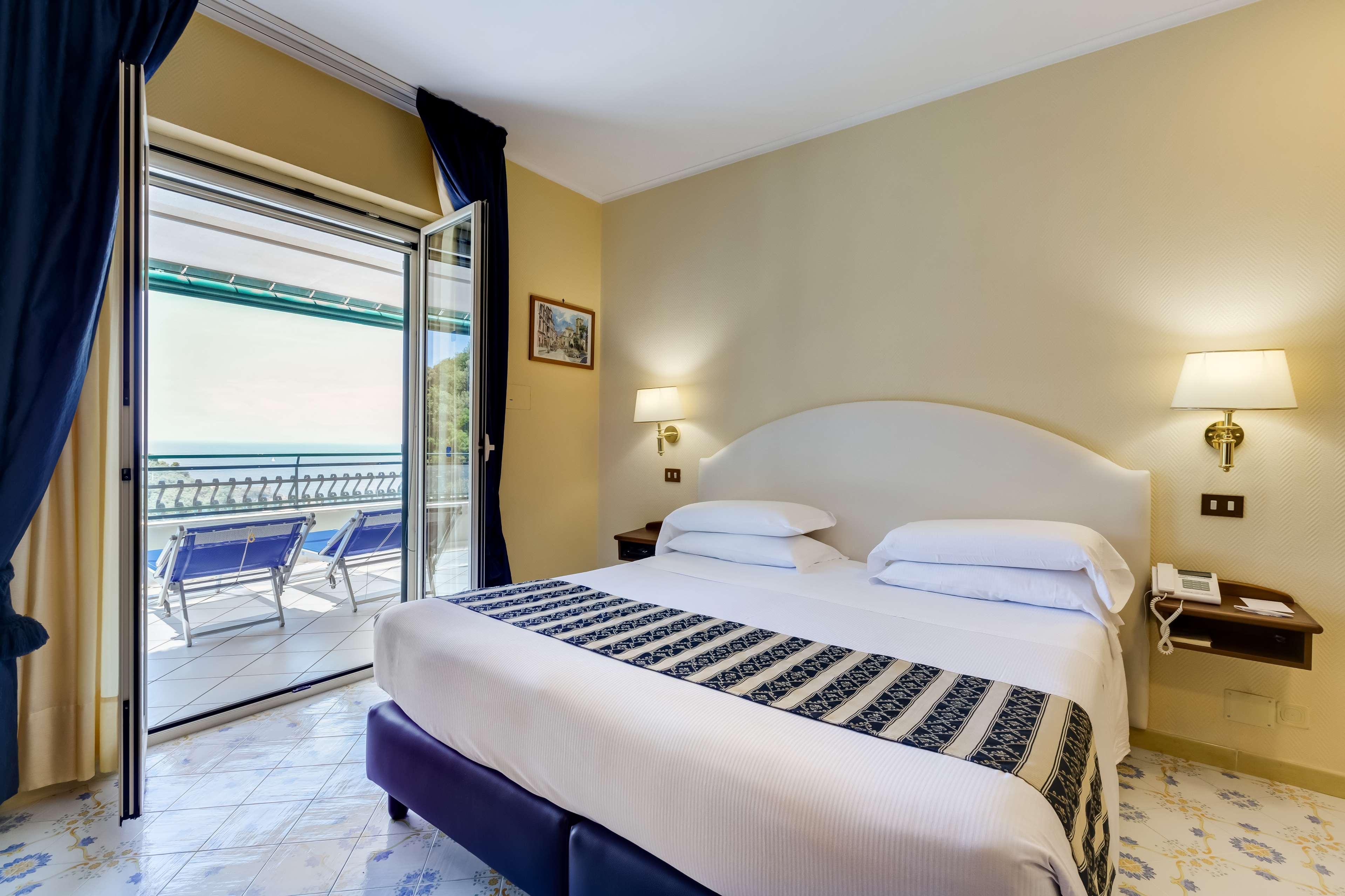 Best Western Hotel La Solara Sorrent Exterior foto