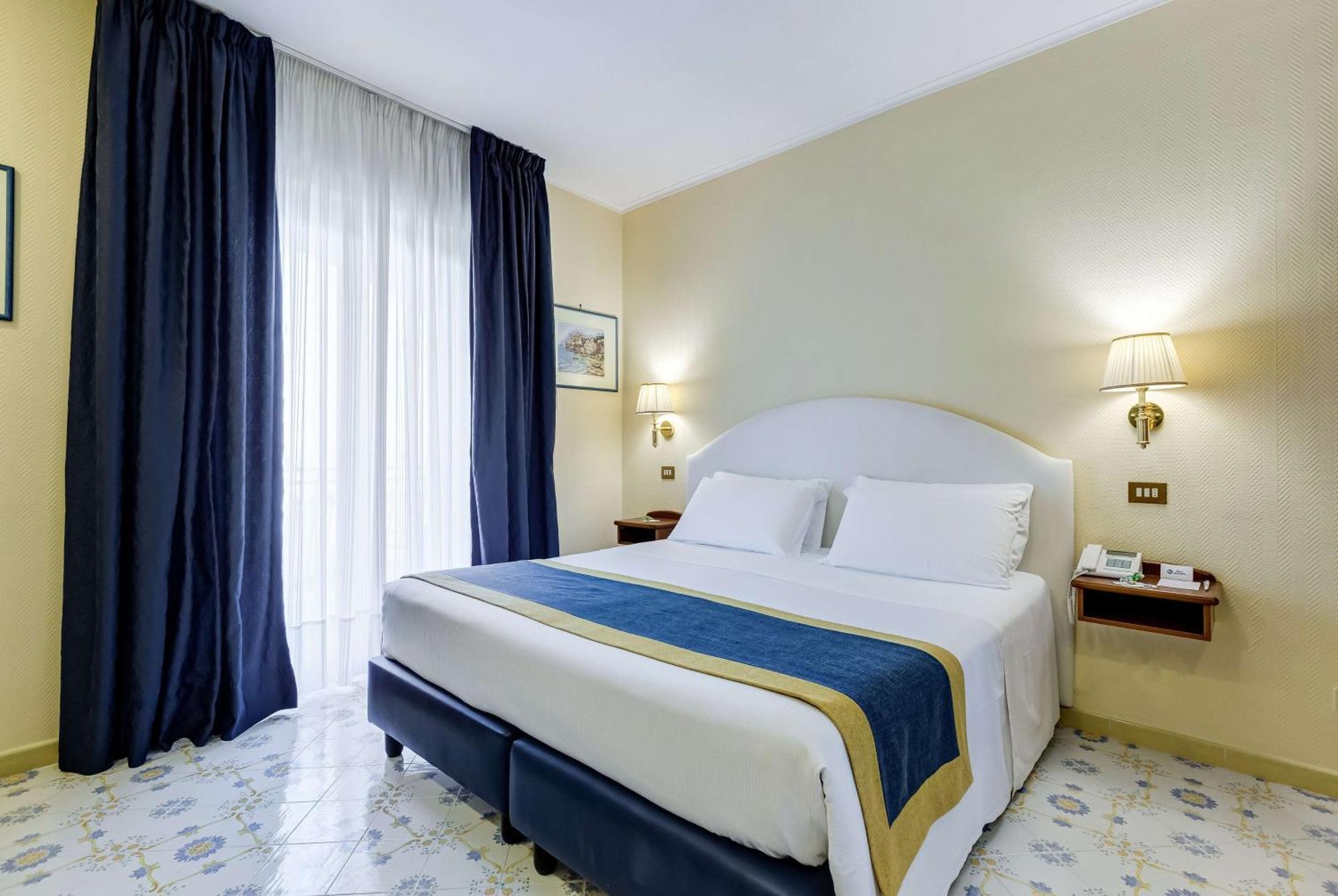 Best Western Hotel La Solara Sorrent Exterior foto