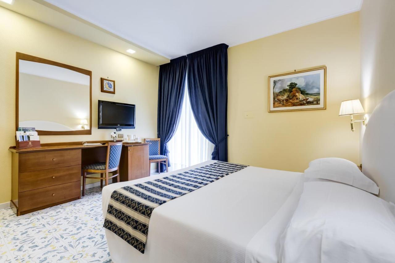 Best Western Hotel La Solara Sorrent Exterior foto
